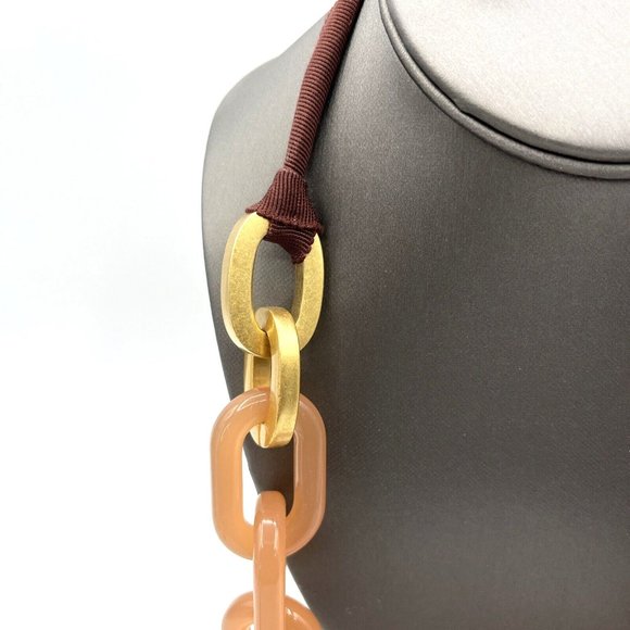 J Crew Nude Pink Lucite Ribbon Necklace Chunky Link Statement Necklace 28" - Picture 3 of 9